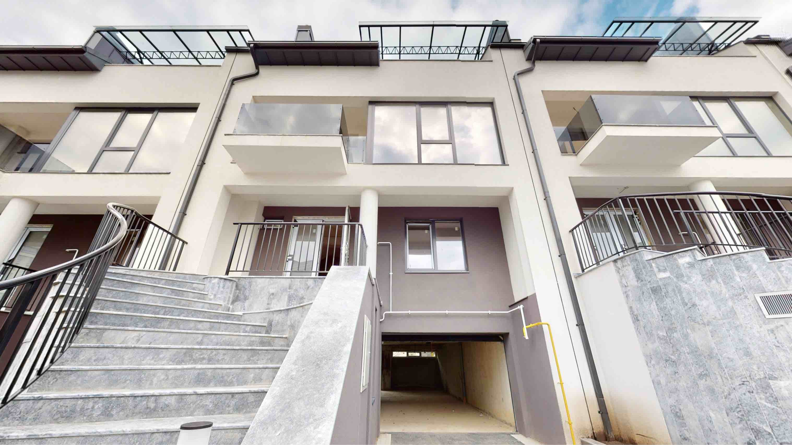 Duplex house in Rîșcani 319.9 m2